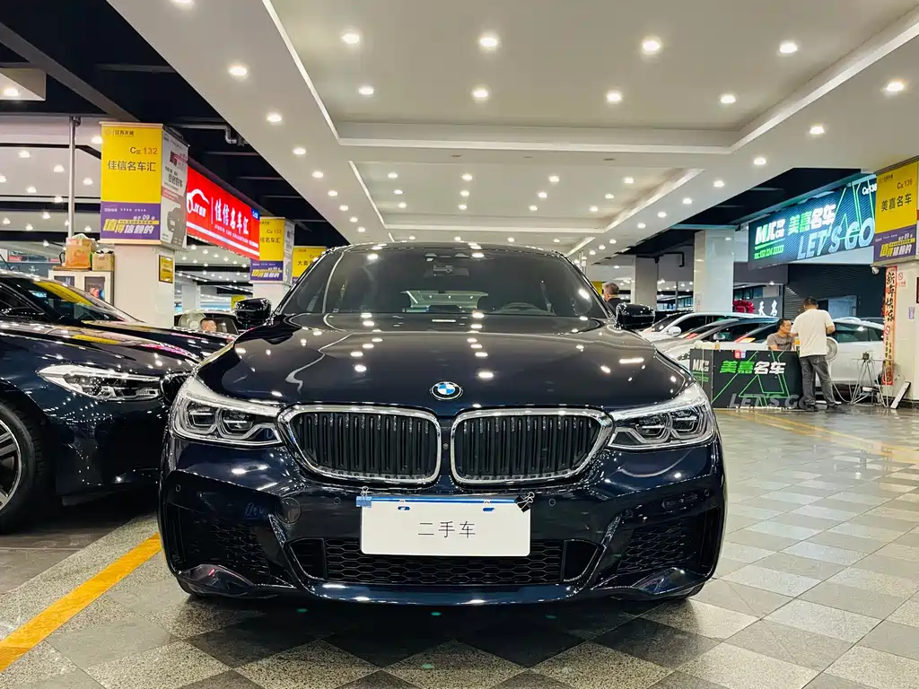 BMW 6 Series GT 2018 — фото 2