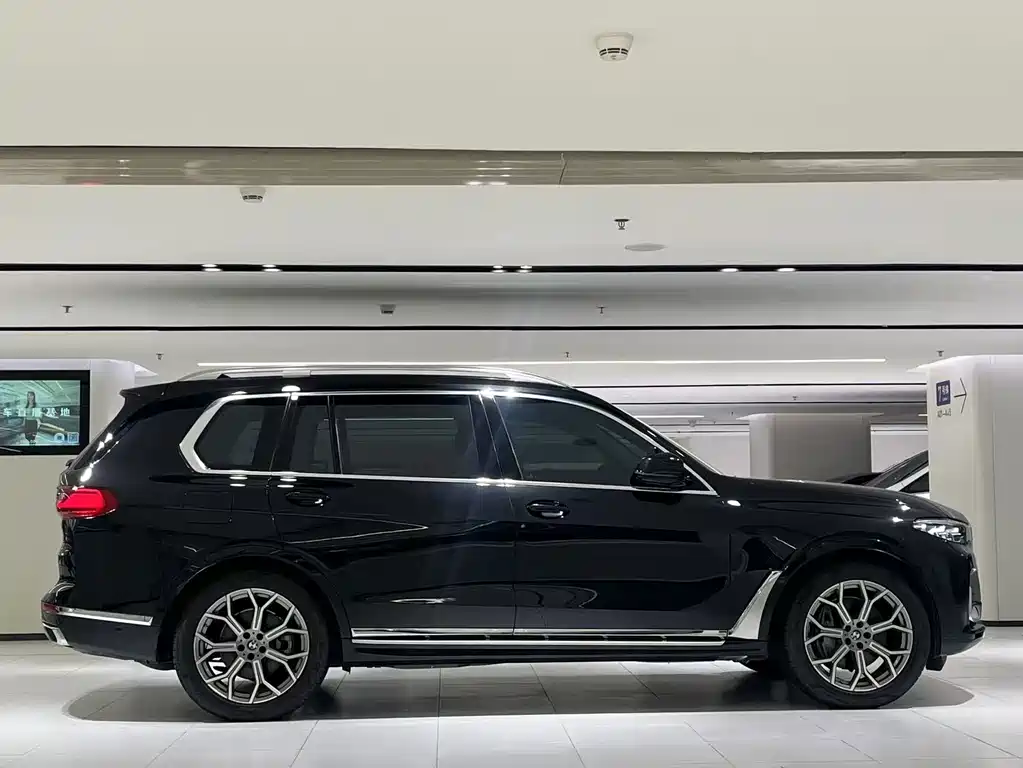 BMW X7 2019 — фото 3