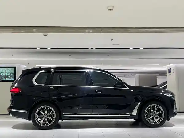BMW X7 2019