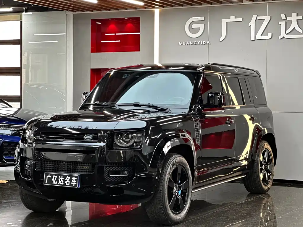 Land Rover Defender 2022