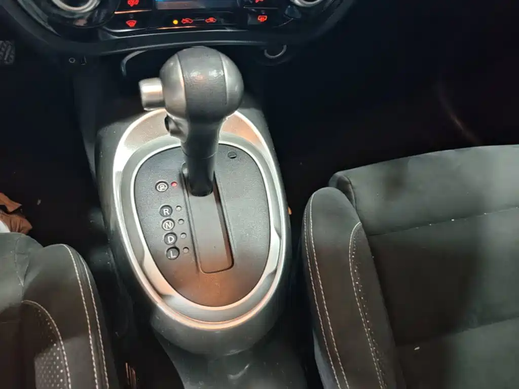 Infiniti ESQ 2016 — фото 10