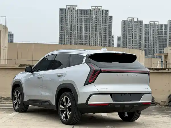 Geely Boyue L 2025