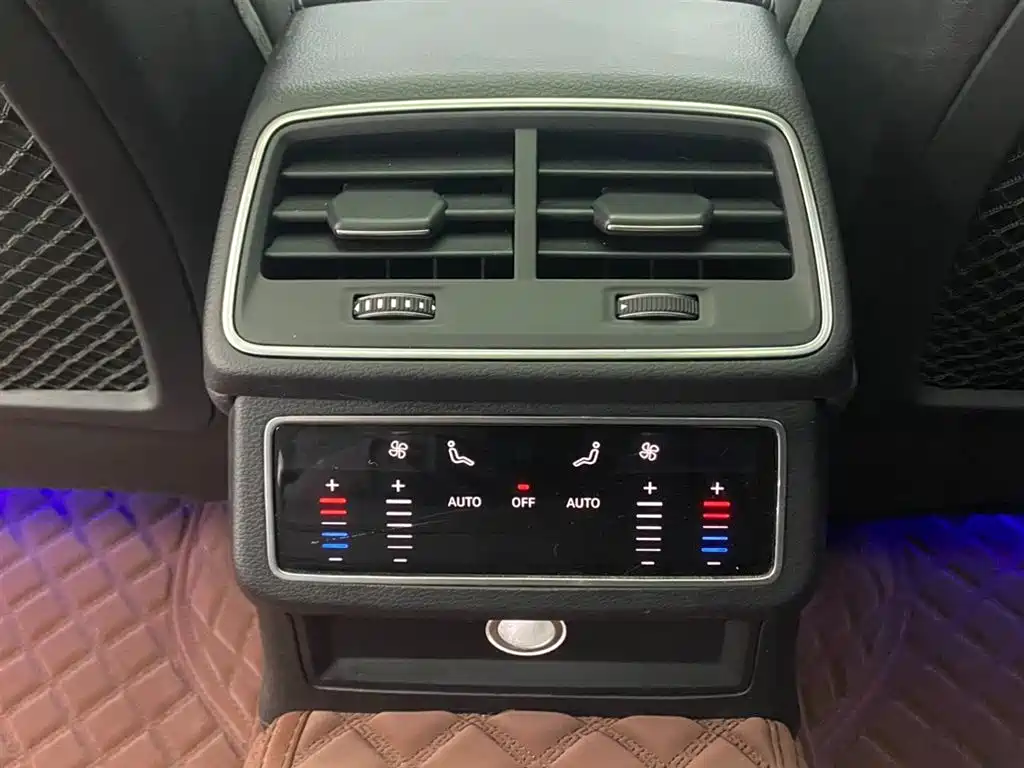 Audi A6L 2020 — фото 21