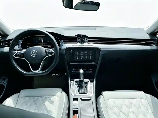 Volkswagen Magotan 2024