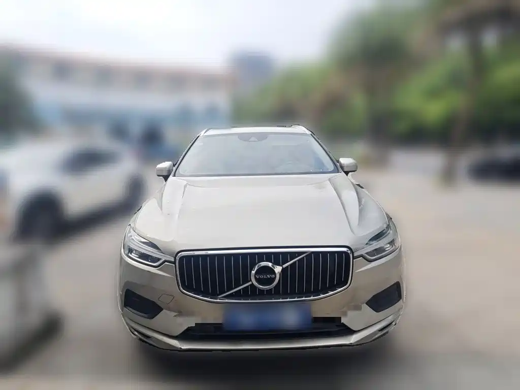 Volvo XC60 2019 — фото 24