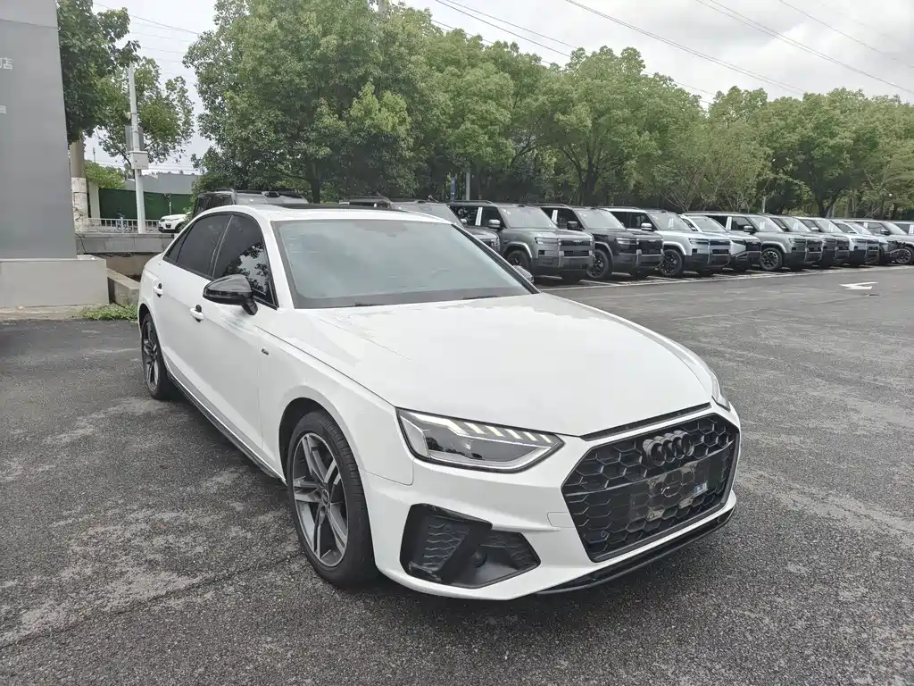 Audi A4L 2024
