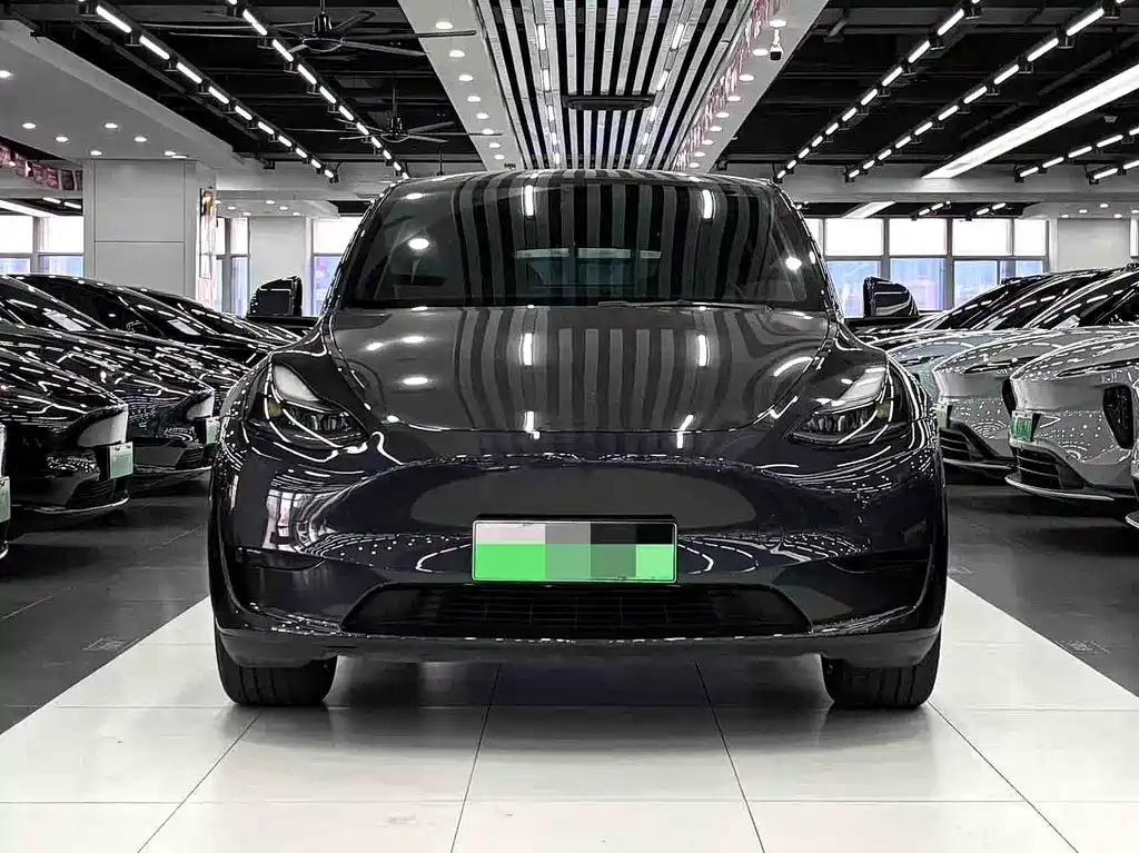 Tesla Model Y 2022 — фото 10