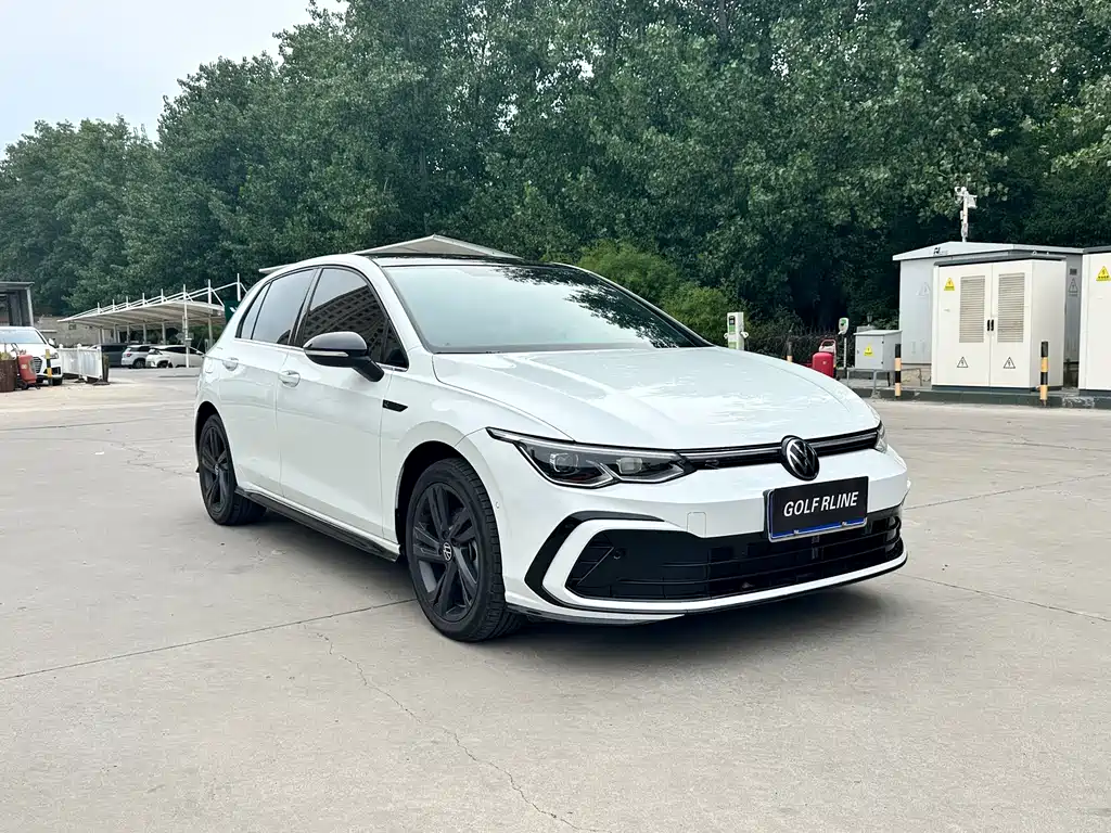 Volkswagen Golf 2022