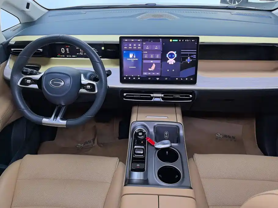 GAC Trumpchi E8 PHEV 2024 — фото 12
