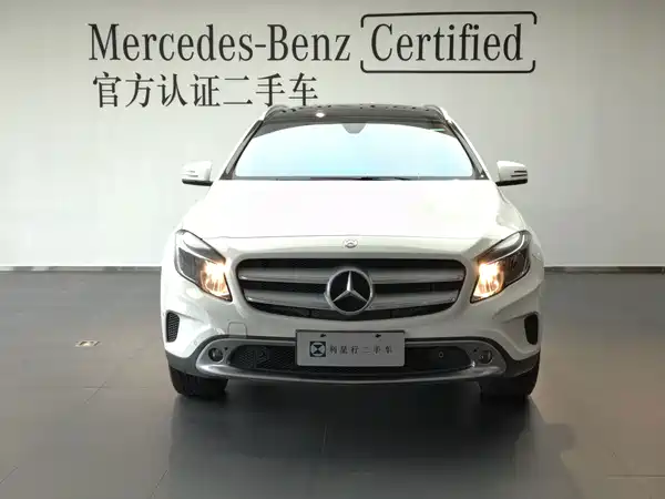 Mercedes-Benz GLA 2016