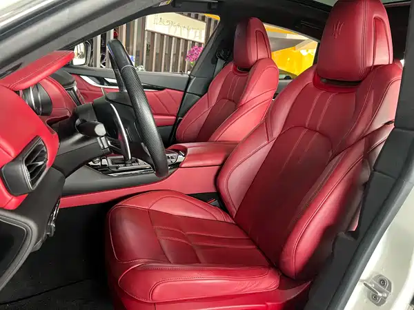 Maserati Levante 2022