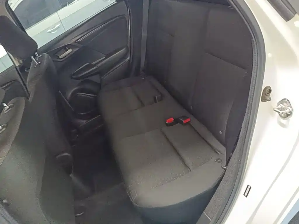 Honda Fit 2016 — фото 17