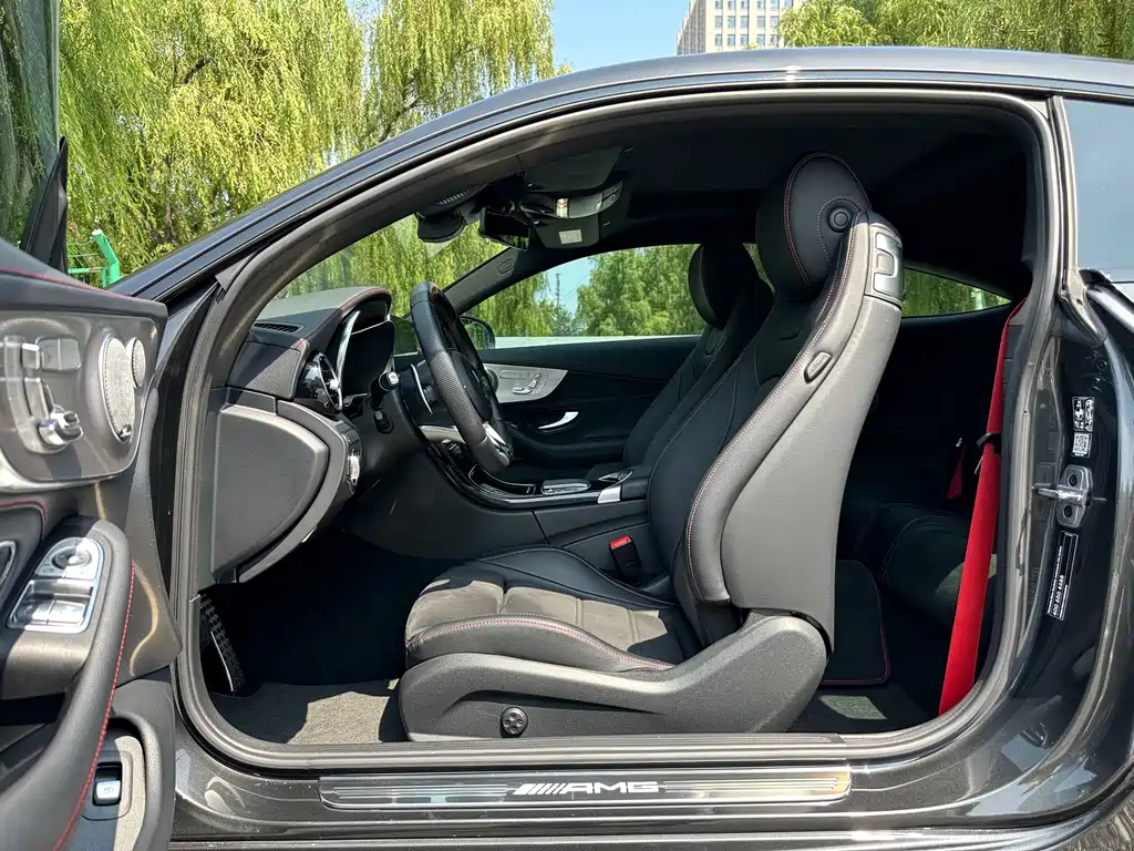 Mercedes-Benz C-Class AMG 2021 — фото 6