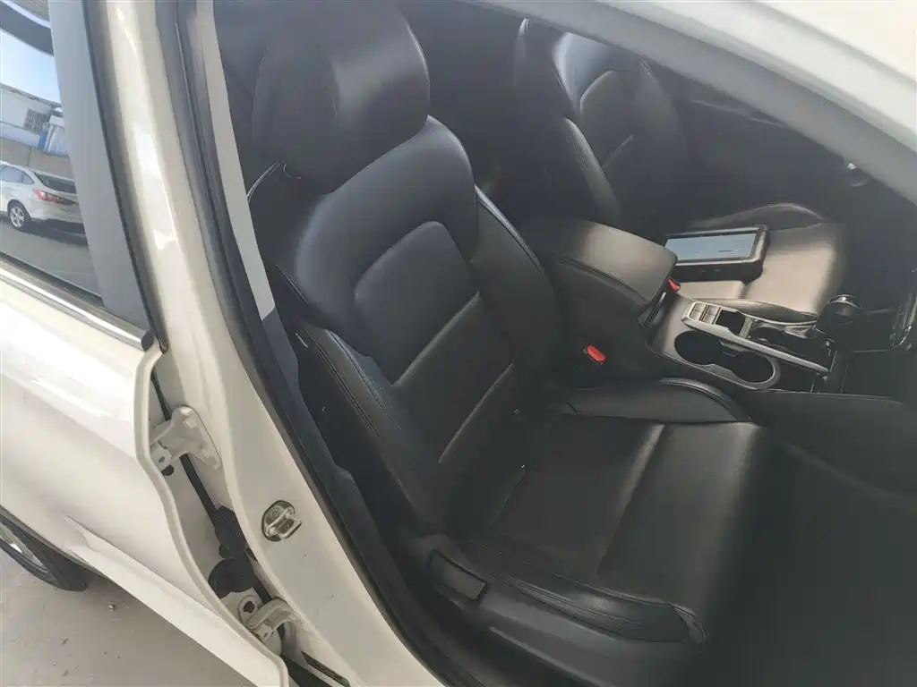 Hyundai Tucson 2017 — фото 20