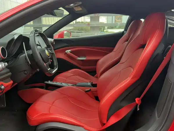 Ferrari F8 2019