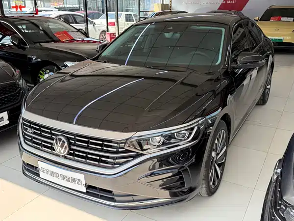 Volkswagen Passat 2024