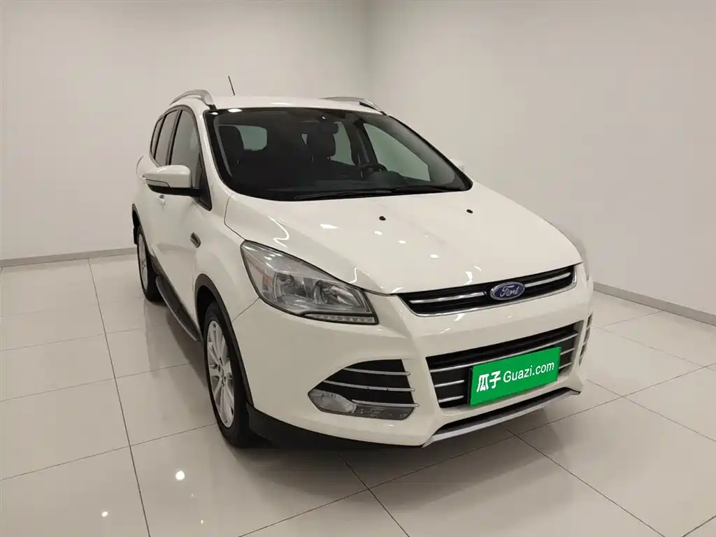 Ford Kuga 2016 — фото 4