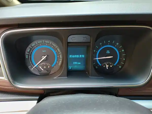 Buick GL8 2016