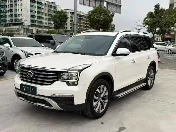 GAC Trumpchi GS8 2017