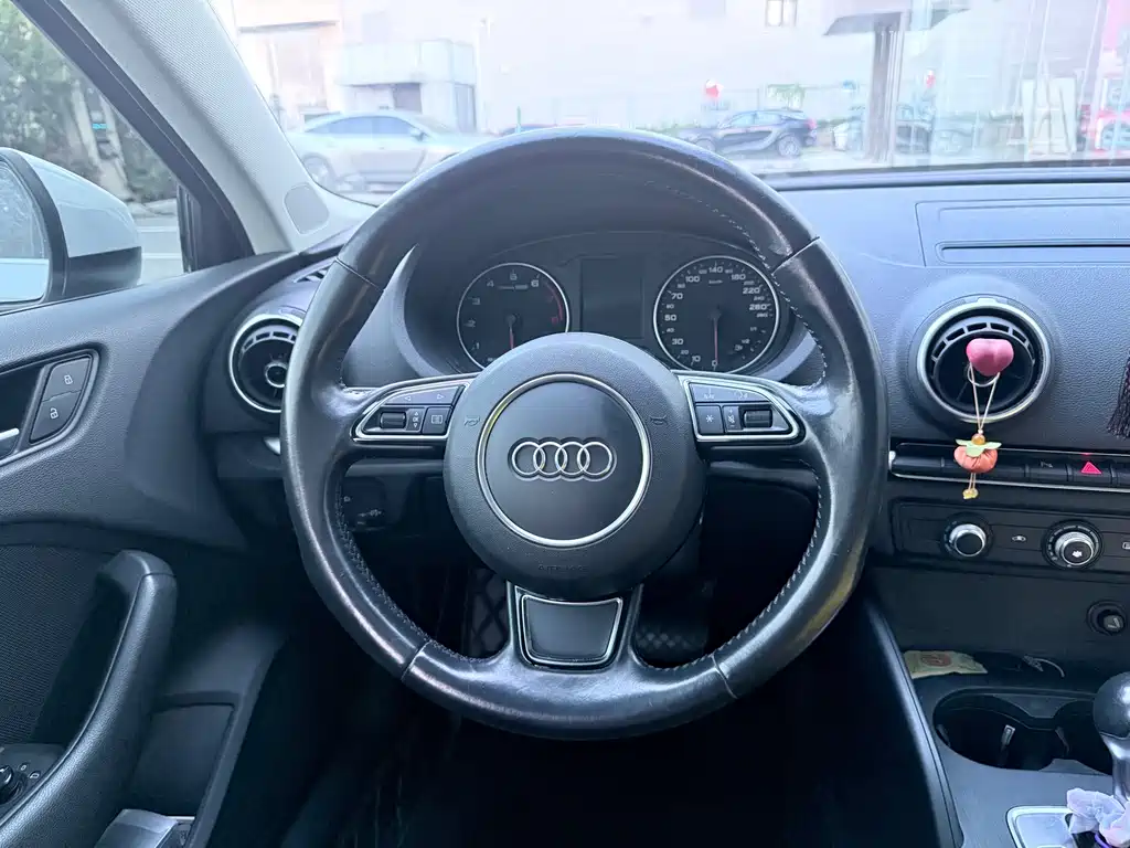 Audi A3 2016 — фото 7