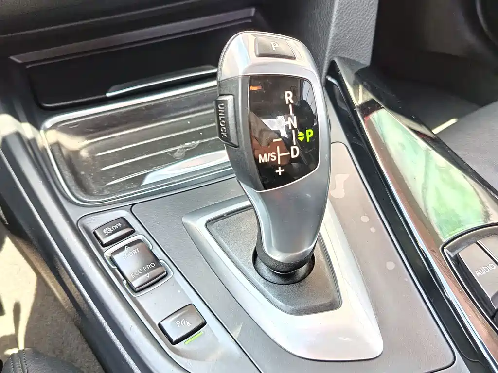 BMW 3 Series 2014 — фото 15