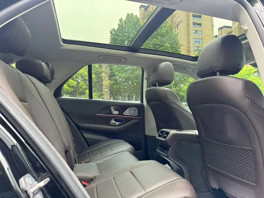 Mercedes-Benz GLE 2020 — фото 16