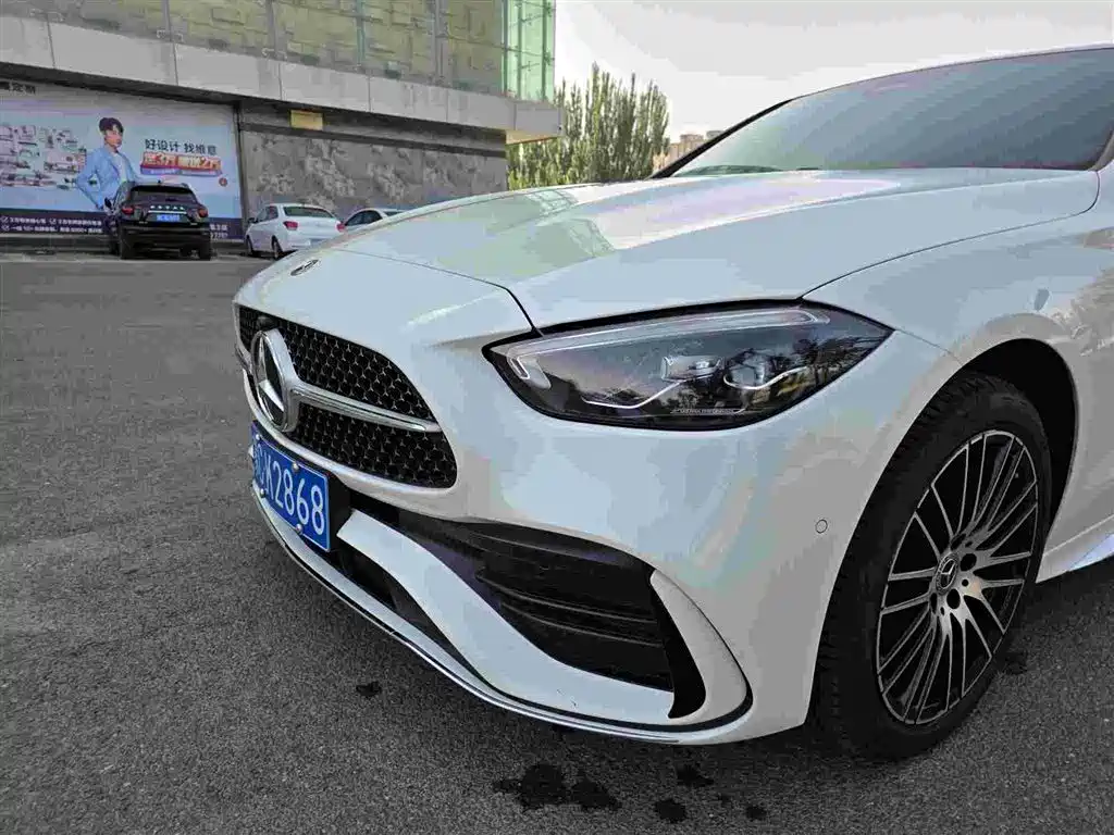 Mercedes-Benz C-Class 2025 — фото 16