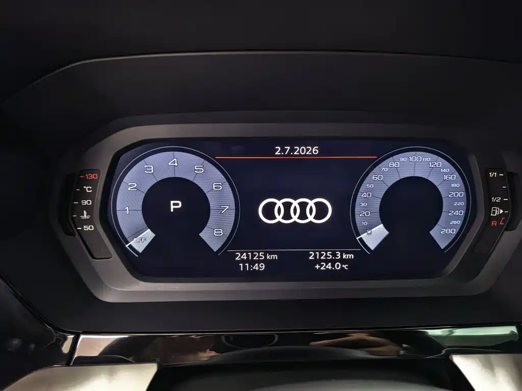 Audi A3 2024 — фото 13