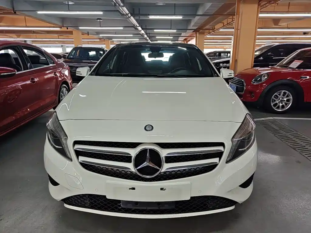 Mercedes-Benz A-Class 2015