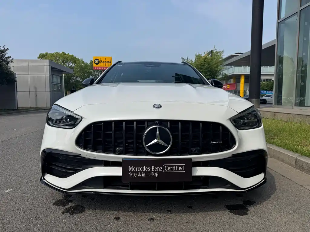 Mercedes-Benz C-Class AMG 2025 — фото 3