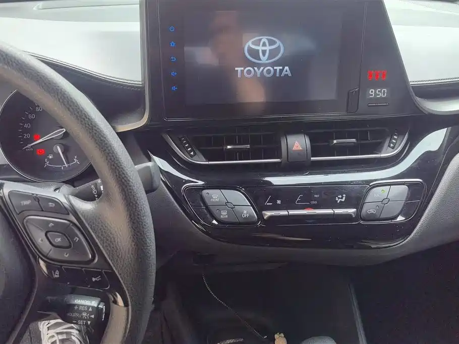 Toyota IZOA 2022 — фото 13