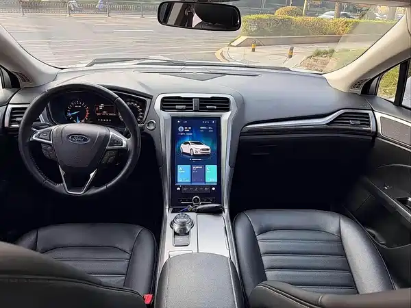 Ford Mondeo 2021