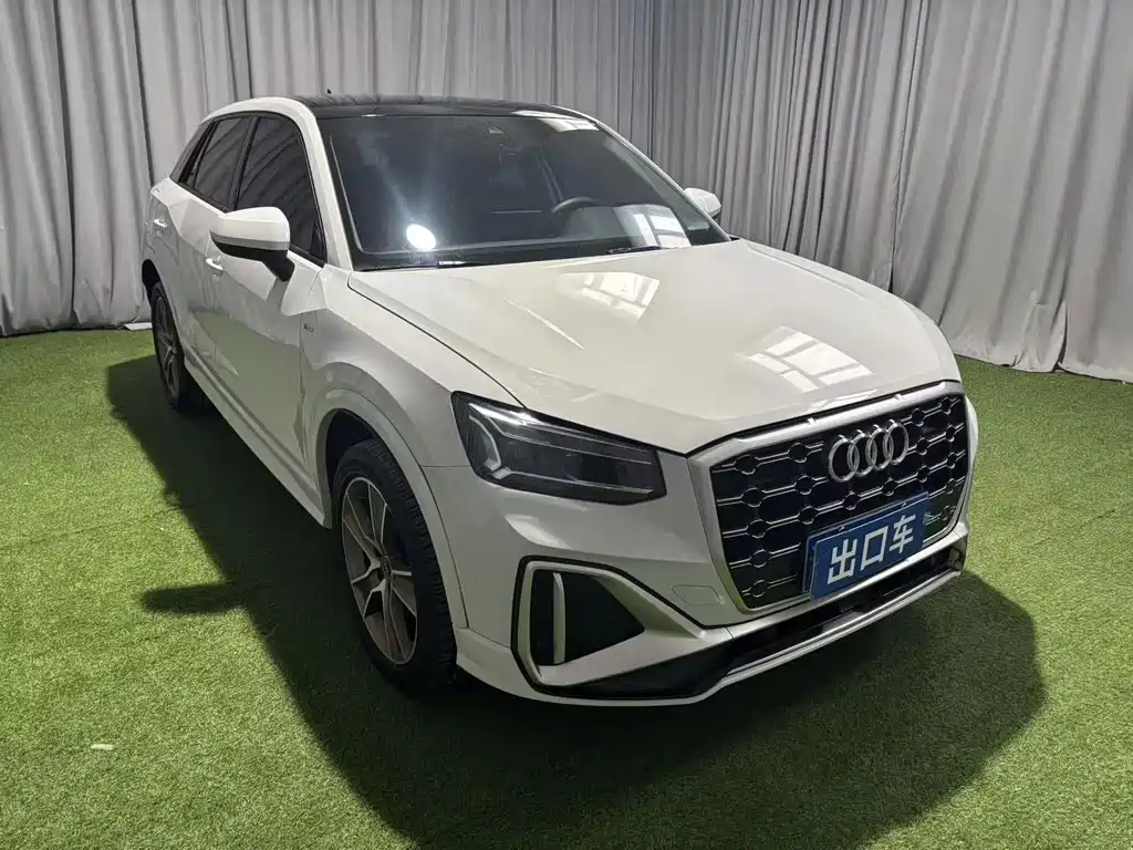 Audi Q2L 2022