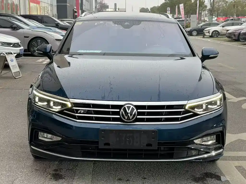 Volkswagen Viloran 2022