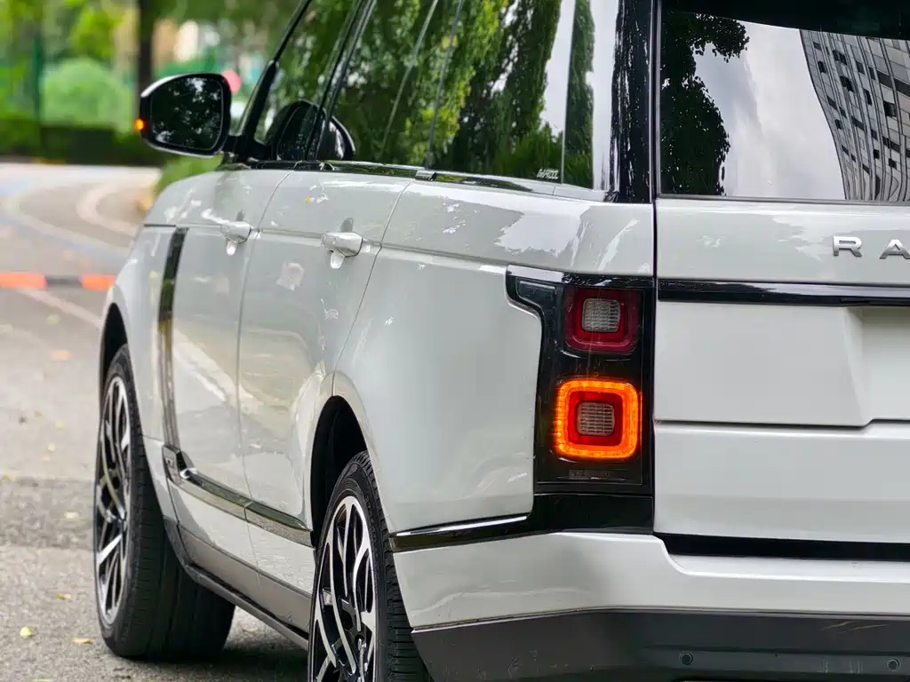 Land Rover Range Rover 2015 — фото 10