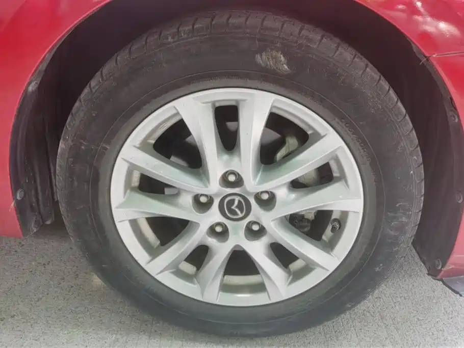 Mazda 3 Axela 2019