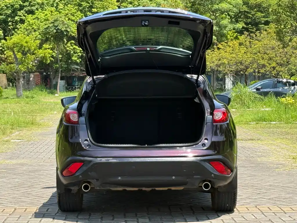 Mazda CX-4 2016 — фото 12