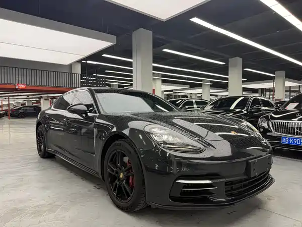 Porsche Panamera 2020