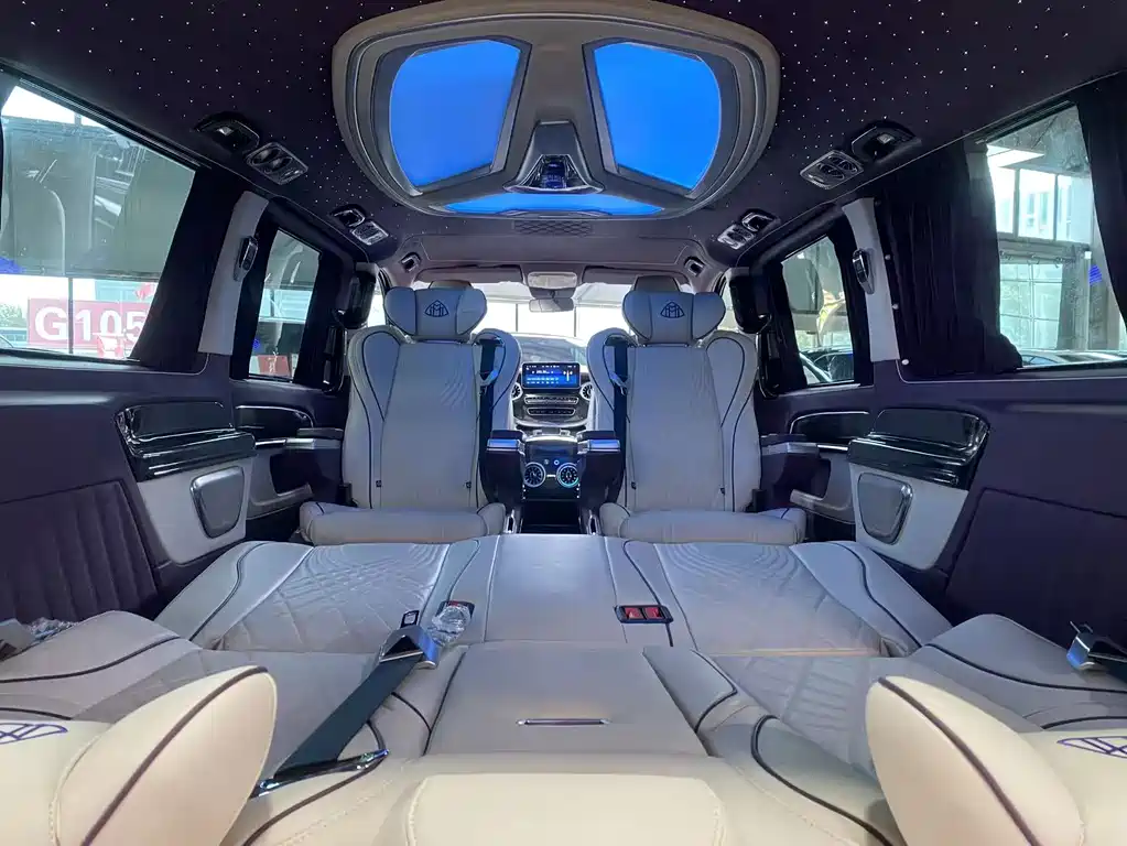 Mercedes-Benz Vito 2023 — фото 10