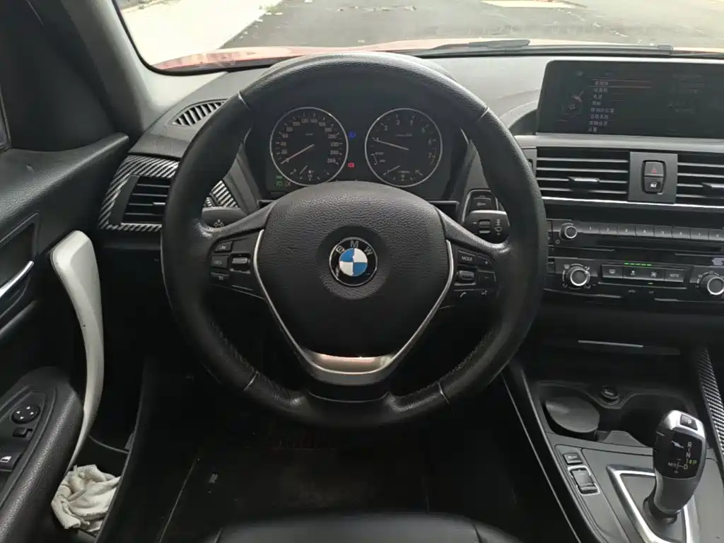 BMW 1 Series 2016 — фото 11