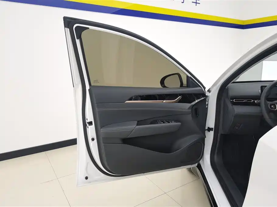 Wuling Starlight 2025