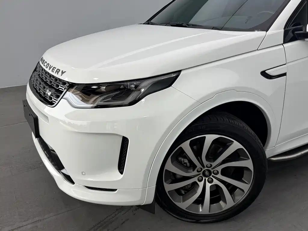 Land Rover Discovery Sport 2023 — фото 11