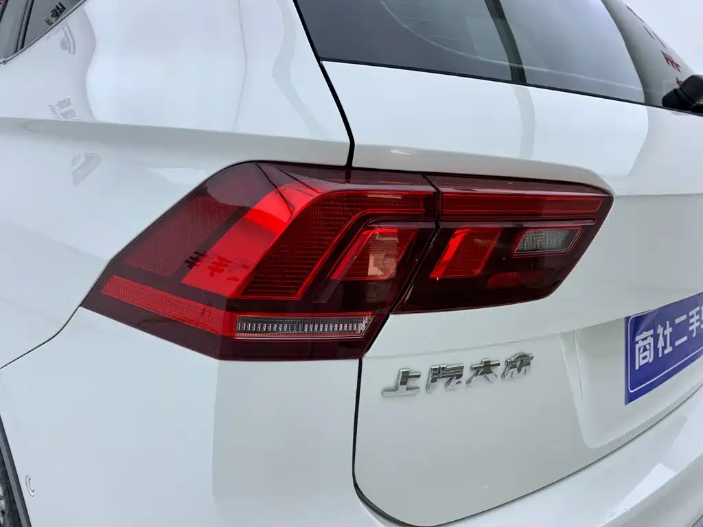 Volkswagen Tiguan L 2020 — фото 10