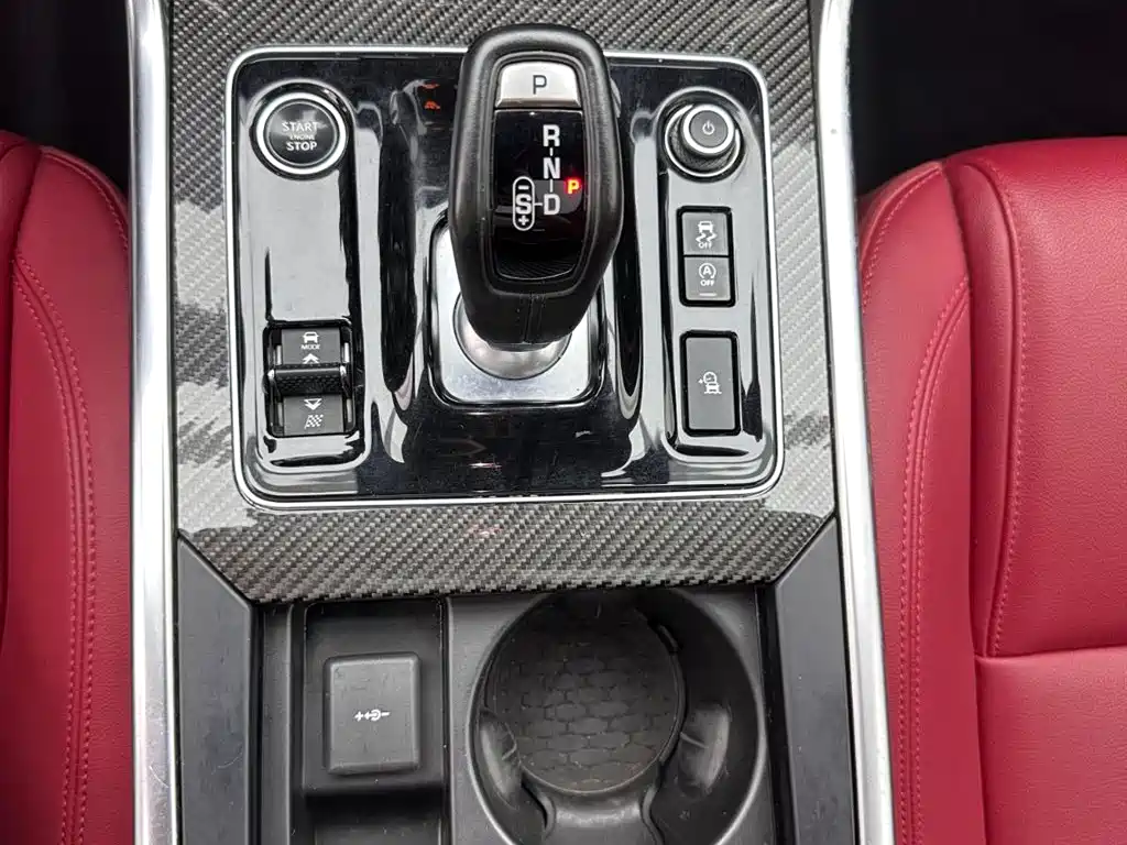 Jaguar XEL 2022 — фото 13