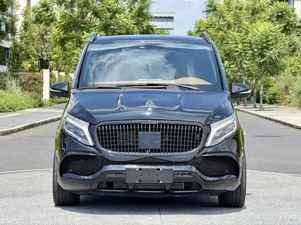 Mercedes-Benz V-Class 2022