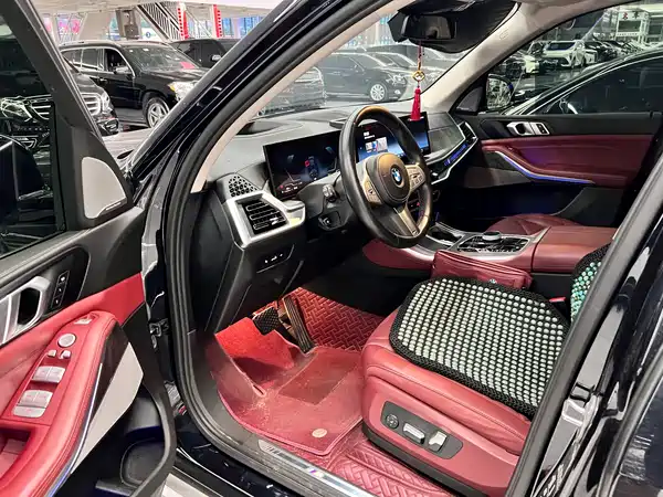 BMW X5 2024