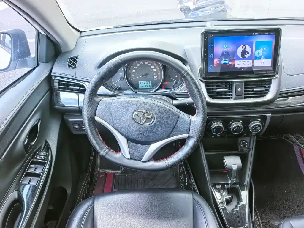 Toyota Yaris L 2021 — фото 22