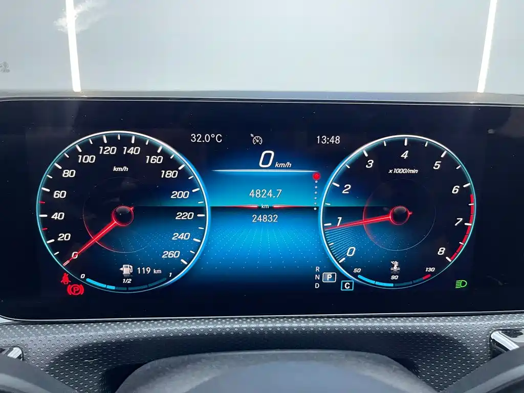 Mercedes-Benz A-Class 2022 — фото 25