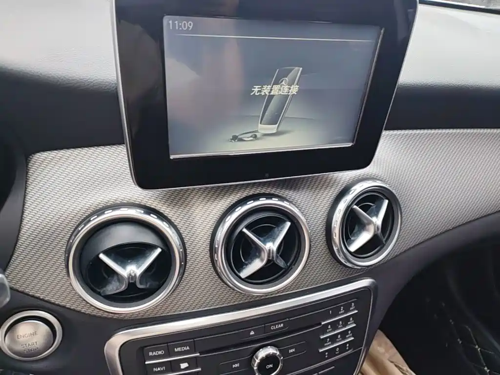 Mercedes-Benz GLA 2017 — фото 13