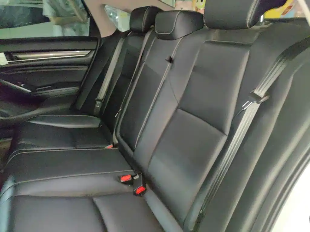 Honda Accord 2021 — фото 18